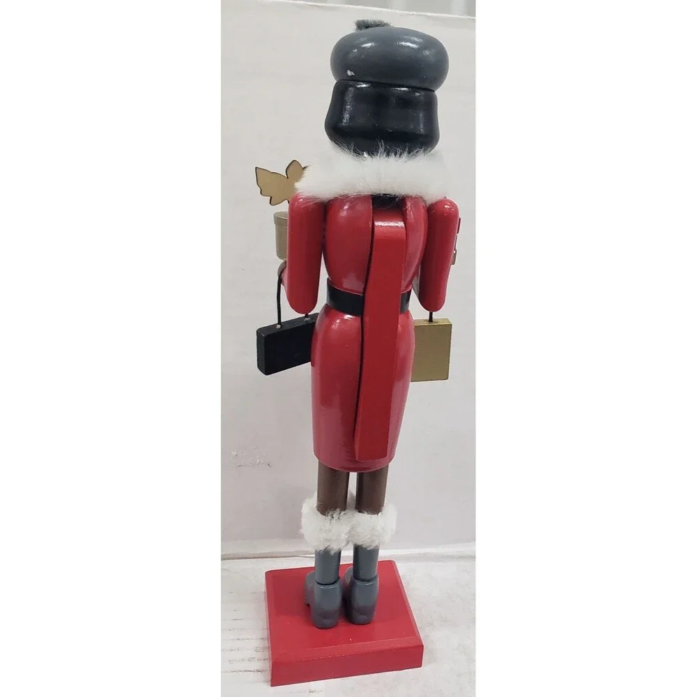 Wooden Christmas Nutcracker,14